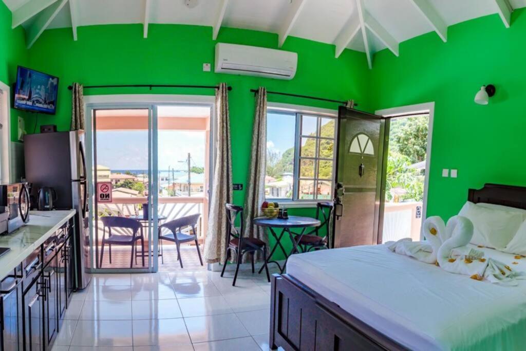 Maggie'S Inn Soufrière Eksteriør bilde